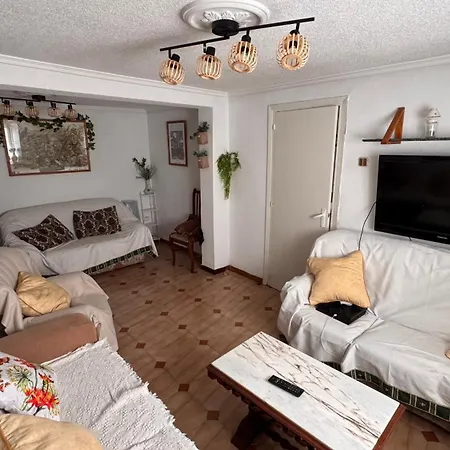 La Casa De Abuelos *
